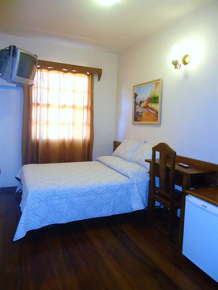Pousada Geraes โอว์โรเปรโต ภายนอก รูปภาพ